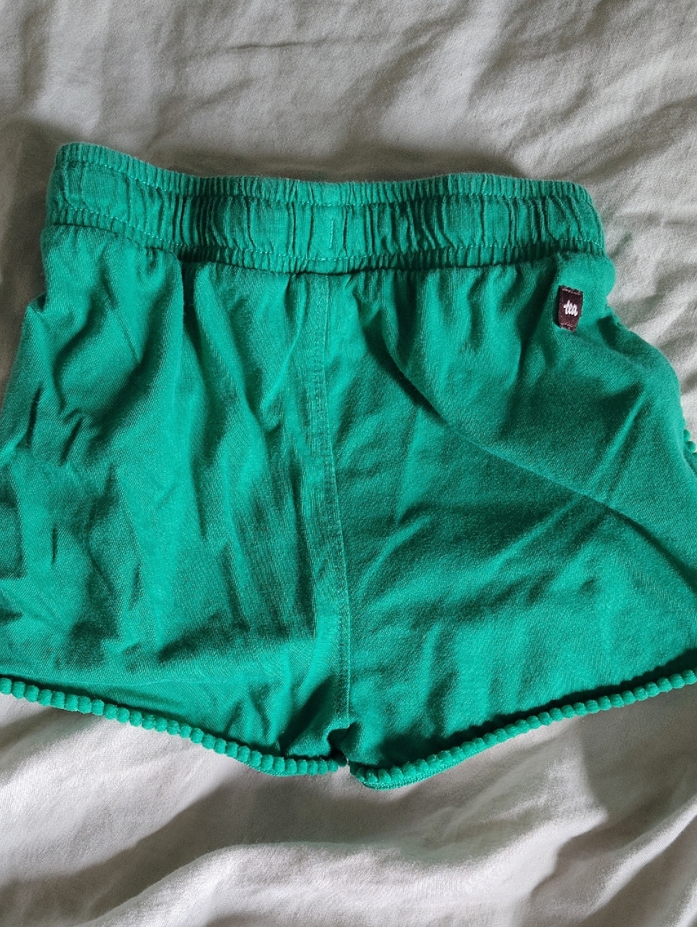 Tea Collection 3T Ruffle Top & Shorts Bundle - Picture 6 of 6